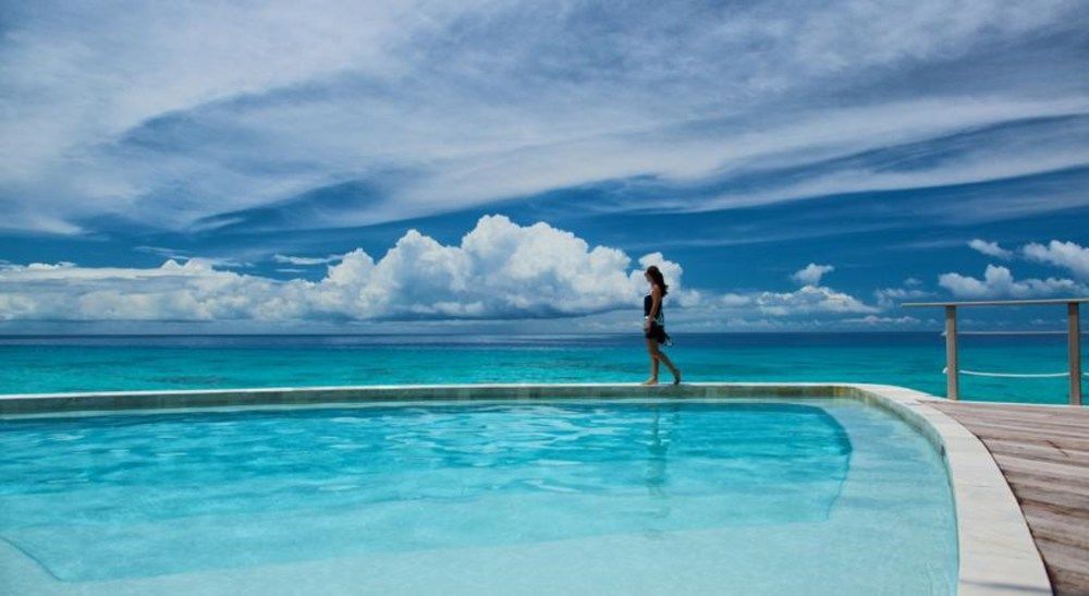 Le Maitai Rangiroa Hotel Avatoru Exterior photo