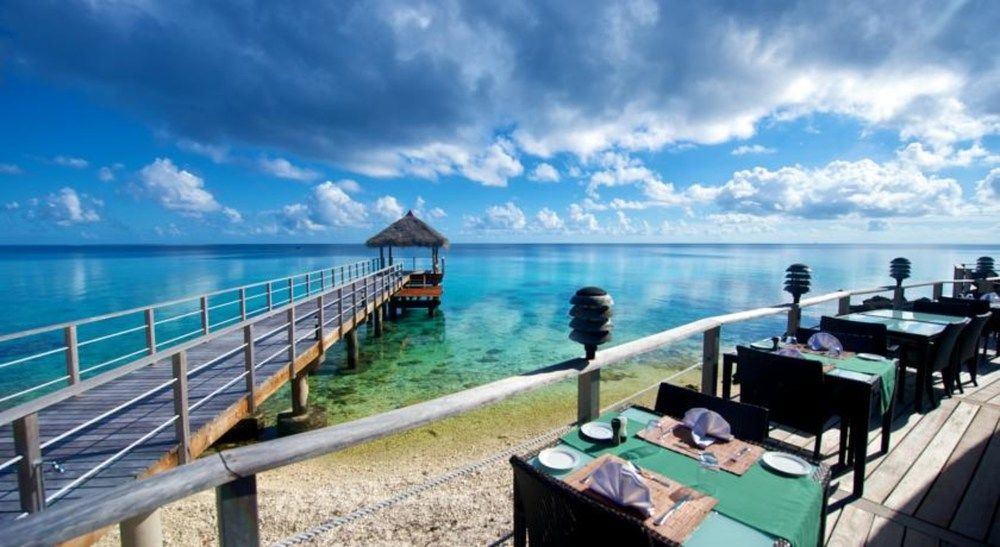 Le Maitai Rangiroa Hotel Avatoru Exterior photo